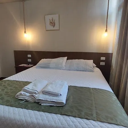 Hotel Islas Galapagos-2