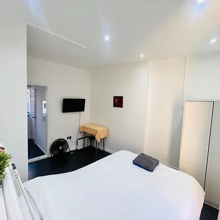 Y2 Rest House Ltd-3