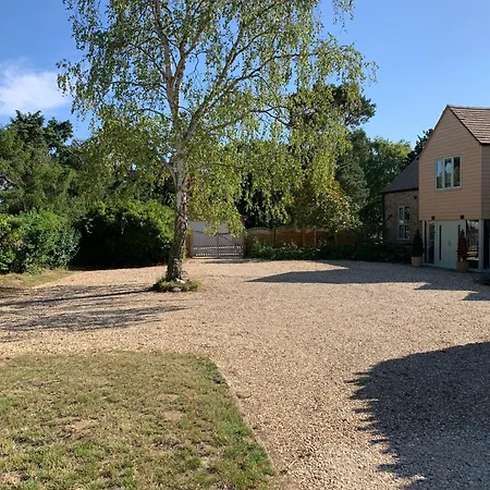 The Byre, At Cradle Barn Offering A King Suite-2