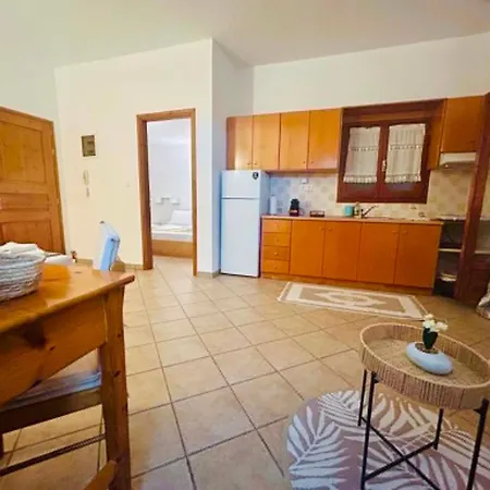Alexandra'S House-2