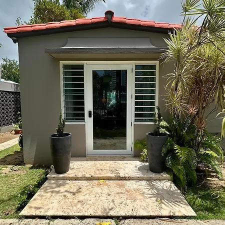 Isla Verde By The Beach Guest House-2