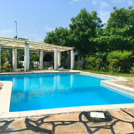 Fred Hunter Villa-3