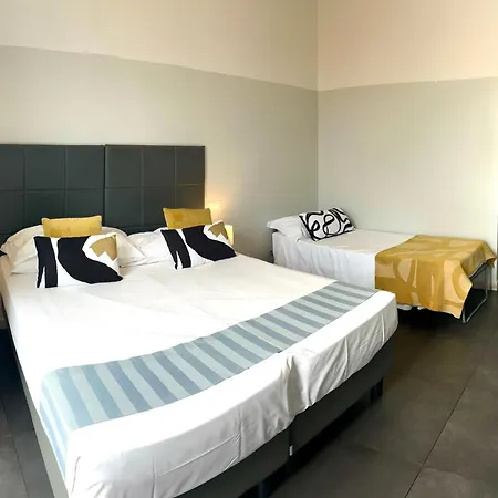 Floor 6 Boutique Rooms By Dot Suites-2