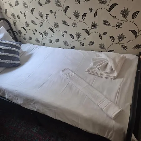 White Moon Hotel-2