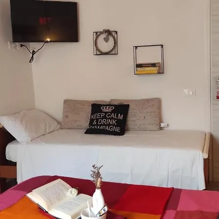 Home Dolce Luna-3