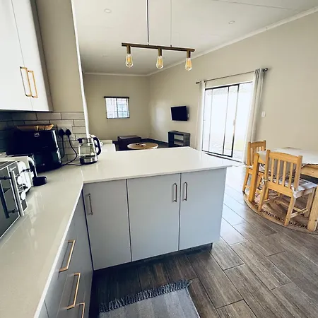Family Garden Suite - Sleeps 4-2