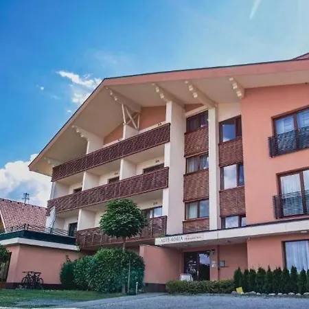 Bluebird Apartments-2