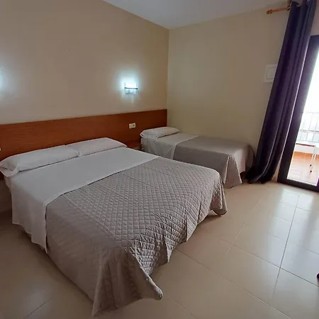 Hostal Costabella-2