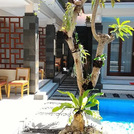 Nyaman Guest House-3