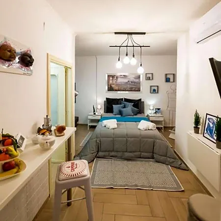 Yes I Know My Room - Magica Napoli-2