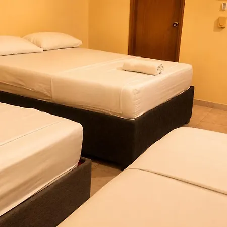 Hostal Cartagonova - Habitaciones privadas y amplias cerca a zonas turísticas-2