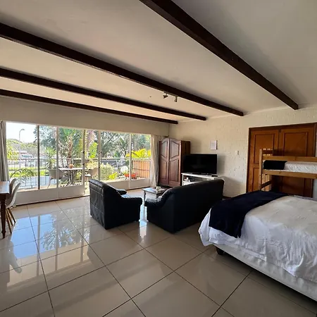 Eagles Rest Guest House-3
