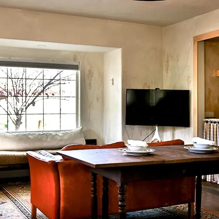 Designer King Studio Private Curated Cottage-3