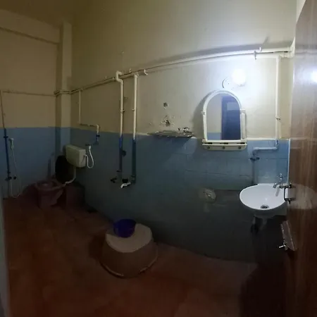 Sri Saibaba Guest House Heritage Town-3