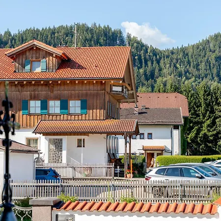 Landhotel Guglhupf-3