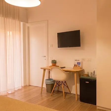 Real Rooms-2