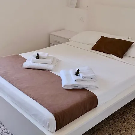Homelink Firenze - Charlotte-3