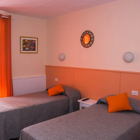 Hostal Emporda-3