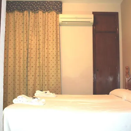 Hostal Carlos I-3