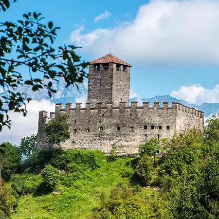 Castello Di Zumelle-2