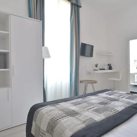 Lata Luxury Rooms-3