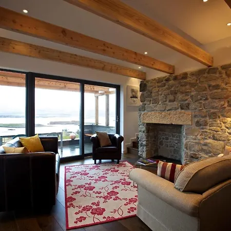 Hillstone Lodge-2