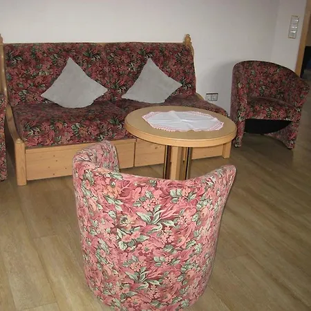 Hotel garni zur Linde-2