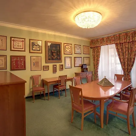 Pension Masonic House-3