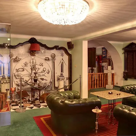 Pension Masonic House-2
