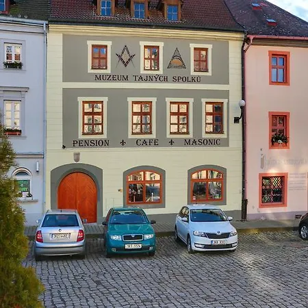 Pension Masonic House-3