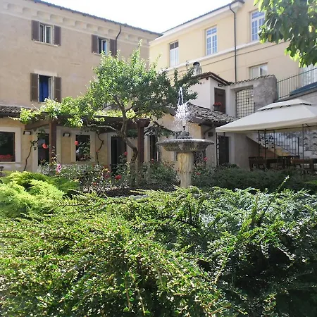 Antica Dimora Fuori Le Mura-2