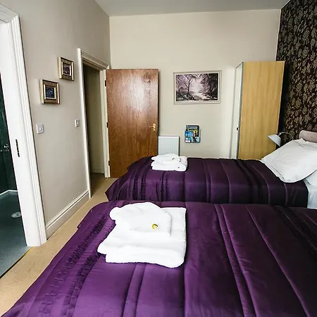 Birkdale Guest House-3