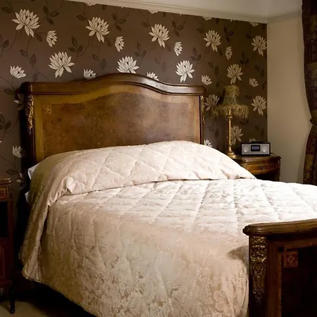 Cranbourne House-3