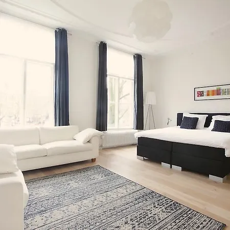 Mokum Suites-3