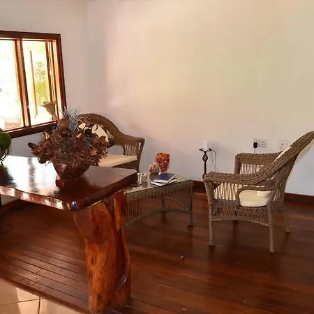 Belle Amie Self Catering-3