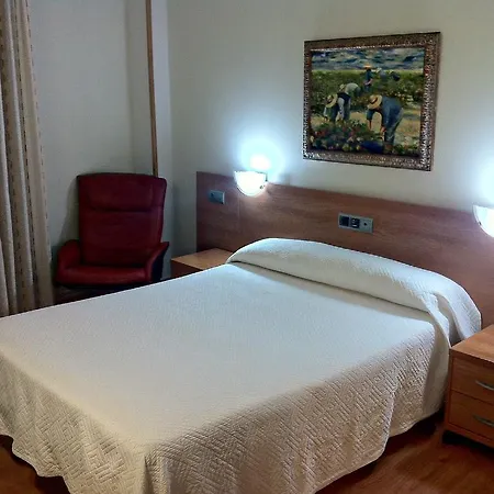 Hostal Del Carmen-2