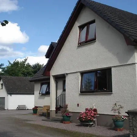 Thistle Cottage-2