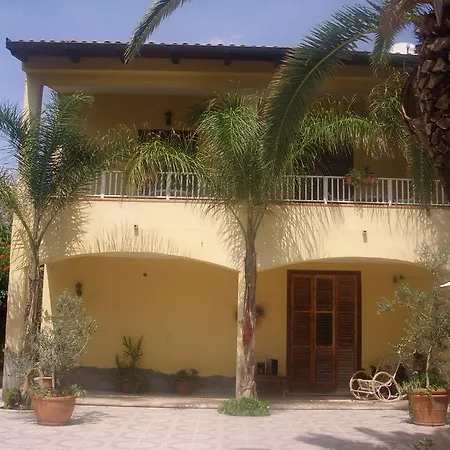 B&B Valoroso Village-3