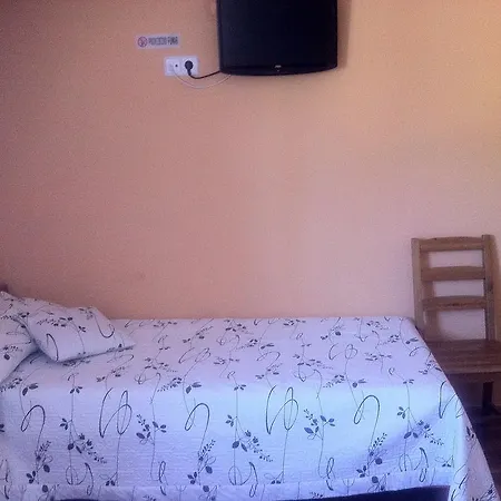 Hostal Madrid Paris-3