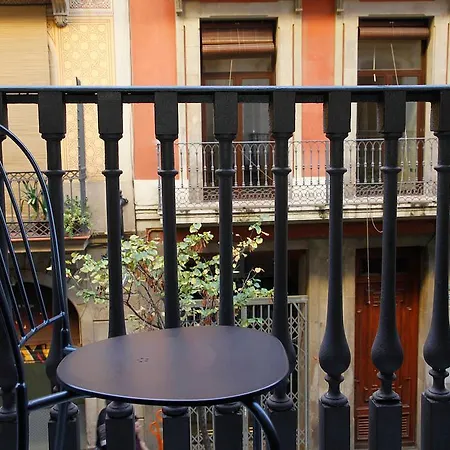 Bcn Home Guest House-3