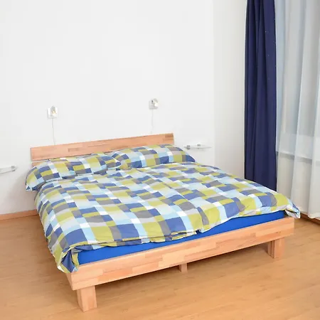 Guesthouse Casa Esperanza Basel-3