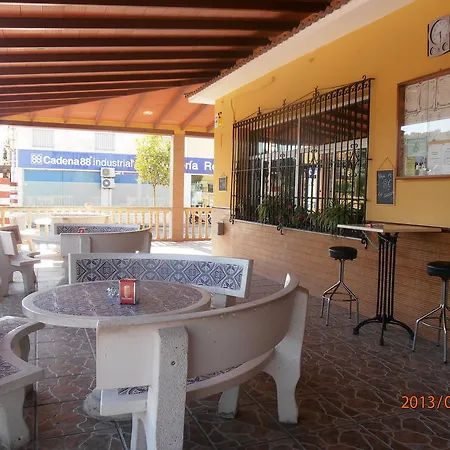 Hostal Restaurante Las Rejas-2