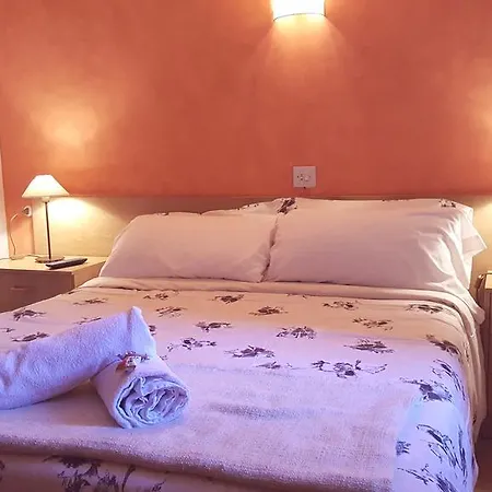 Hostal La Cuineta De Cal Triuet-3