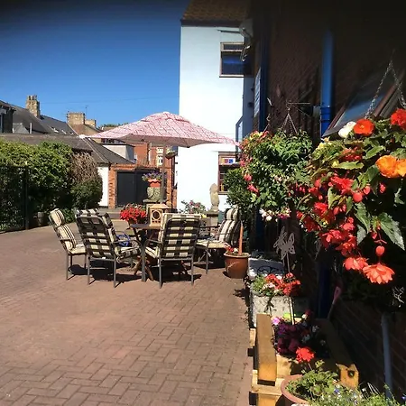 Admiral Guest House-3