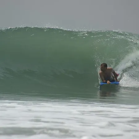 Kame Surf Camp-3