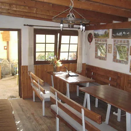 Studios Arabas-3