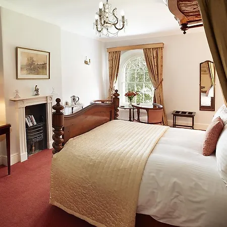 Broomfield House-2
