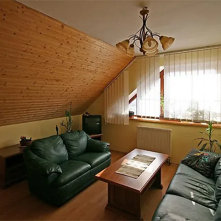 Ubytovanie Biely Dom-2