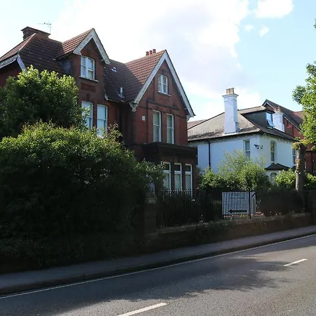 Acorn Lodge Guest House - Free Parking-3