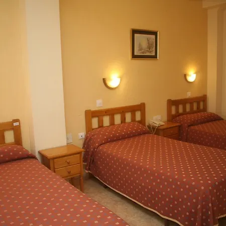Hostal El Altet-2